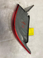 2009-2010 HYUNDAI SONATA SE Limited Tail Light Quarter Panel Mounted Right Side