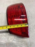 2009-2010 HYUNDAI SONATA SE Limited Tail Light Quarter Panel Mounted Right Side