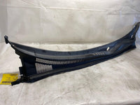 2009 HYUNDAI SONATA Front Windshield Frame Cowl Trim Panel Wiper Grille G