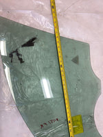 2006-2010 HYUNDAI SONATA SE Limited Front Door Glass Window Right Passenger Side