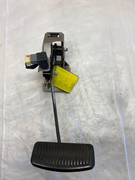 2009 HYUNDAI SONATA SE Limited 2.4L 4 Cylinder Automatic Trans. Brake Pedal G