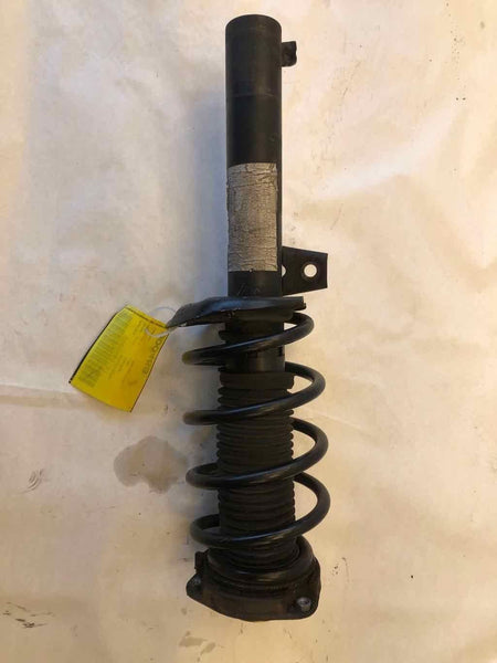 2005-2014 VOLKSWAGEN JETTA Front Suspension Strut Assembly Right Passenger Side