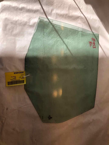 2005 - 2010 VOLKSWAGEN JETTA 4 Door Rear Door Glass Window Left Driver Side LH