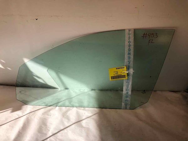 2005 - 2014 VOLKSWAGEN JETTA 4 Door Front Door Glass Window Left Driver Side LH