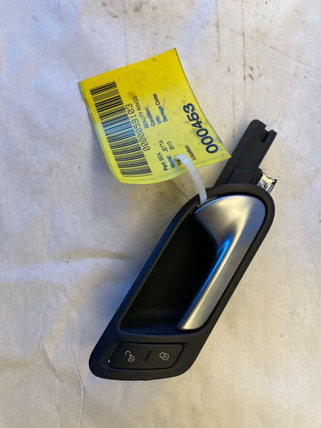 2006 - 2014 VOLKSWAGEN JETTA Rear Inside Door Handle Right Passenger Side RH OEM