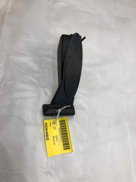 2010 MINI COOPER 4 Cylinder Manual Transmission Gas Accelerator Throttle Pedal
