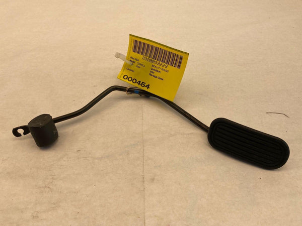 2004 TOYOTA COROLLA CE Automatic Transmission Gas Accelerator Throttle Pedal OEM