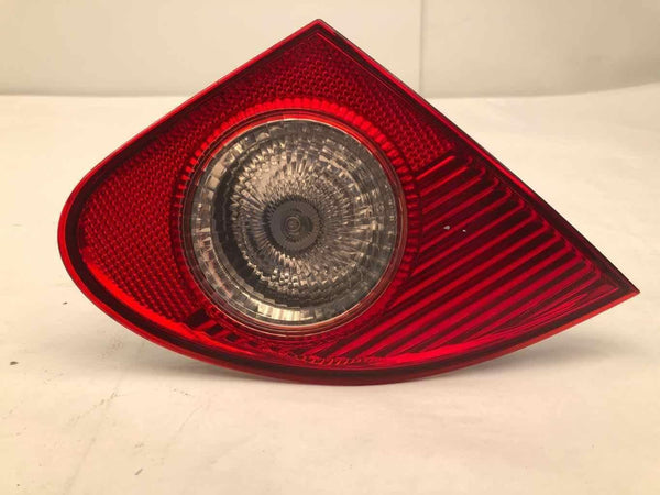2003 - 2008 TOYOTA COROLLA Tail Light Lamp Assembly Lid Mounted Left Driver Side