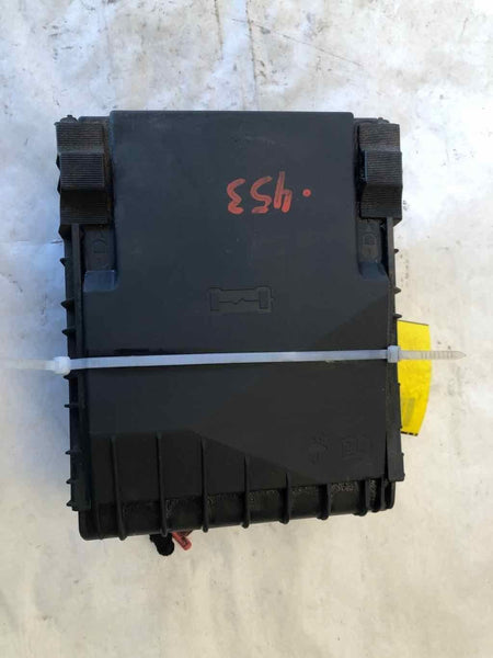 2010 - 2014  VOLKSWAGEN JETTA 2.0L 4 Cylinder Engine Relay Fuse Box Fusebox OEM