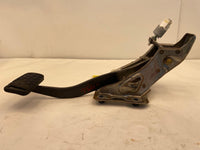 2006 TOYOTA COROLLA Floor Brake Stop Pedal Assembly w/ Bracket A/T Sedan OEM
