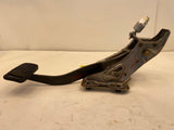 2006 TOYOTA COROLLA Floor Brake Stop Pedal Assembly w/ Bracket A/T Sedan OEM