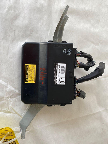 2002 - 2003 TOYOTA CAMRY ABS Control Module Unit (RH dash) PIN 89540-33300 OEM