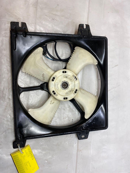 1999-2003 MITSUBISHI GALANT Engine Condenser Cooling Fan Motor Assembly Shroud