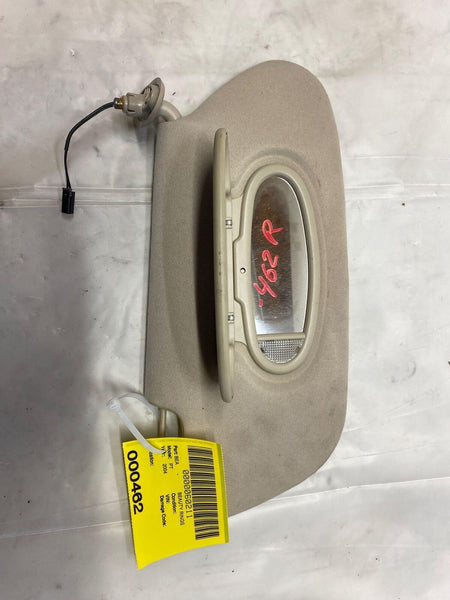 2003-2005 CHRYSLER PT CRUISER Sun Visor w/ Mirror & Illumination Right Passenger