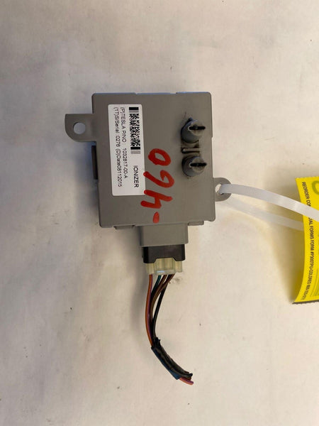 2015 TESLA S Ionizer HVAC Control Unit Module PIN 1032817-00-A OEM