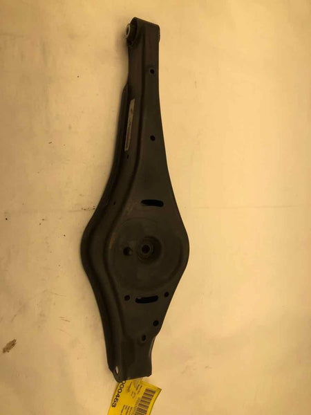 2005 - 2018 VOLKSWAGEN JETTA Rear Lower Control Arm A - arm Left Driver Side LH