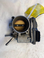 2005 - 2008 TOYOTA COROLLA Throttle Body Valve Assembly 22030-0D031 Engine 1ZZFE