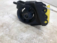 2002 HYUNDAI XG350 3.5L Sedan Front Right Engine Anchor Mount