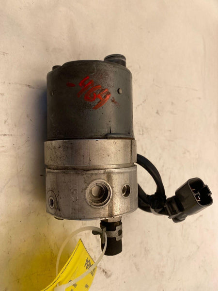 2000 - 2004 ACURA RL Secondary ABS Anti Lock Braking System Pump PIN 0265410064