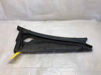 2004 CHRYSLER PT CRUISER Windshield Wiper Cowl Vent Trim Right Passenger Side RH