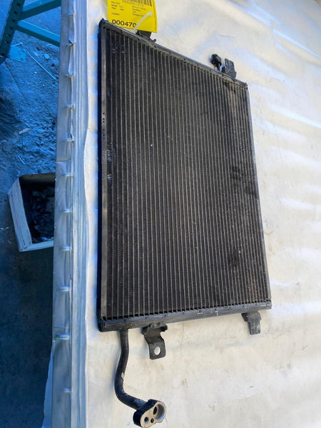 1998 - 2003 JAGUAR XJ8 4.0L AC A/C  Air Conditioner Condenser Assembly OEM