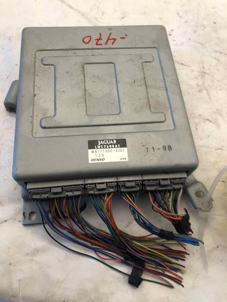 1998 - 2003 JAGUAR XJ8 AC Temperature Climate Control Module Unit PIN LNC76600AE