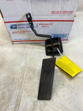 2004 CHRYSLER PT CRUISER 2.4L Throttle Gas Pedal Accelerator Assesmbly OEM M