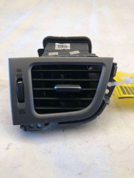 2015 HYUNDAI ELANTRA Front Dash Air Conditioner Heater Vents Left Driver Side LH