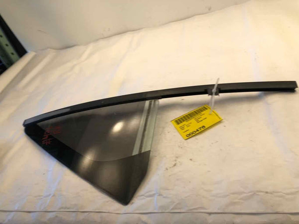 2002 - 2003 SATURN VUE Rear Vent Glass Window w/o Solar Right Passenger Side RH