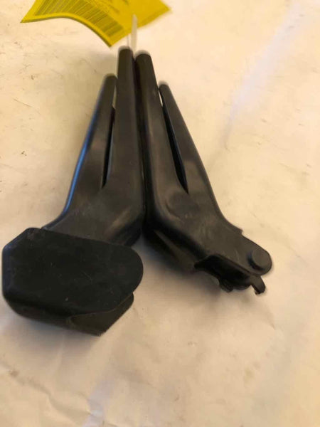 2002 - 2005 SATURN VUE Front Hood Bonnet Panel Hinges Pair Left and Right Side