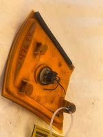 2002 - 2005 SATURN VUE Front Corner Side Marker Light Lamp Right Passenger Side
