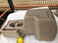 2002 - 2005 SATURN VUE Front Center Floor Console w/ Dual Cup Holder & Arm Rest