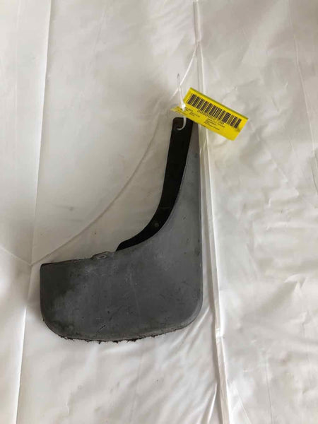 2002 SATURN VUE Front Mud Dust Water Flap Shield Guard Right Passenger Side RH