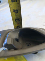 2002-2003 SATURN VUE Front Inside Door Handle w/ Door Lock Right Passenger Side