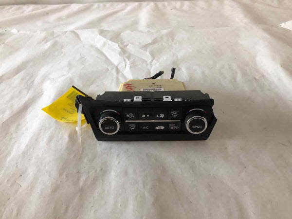 2013 - 2015 ACURA ILX Heater A/C Air Conditioner Control Climate Face Panel OEM