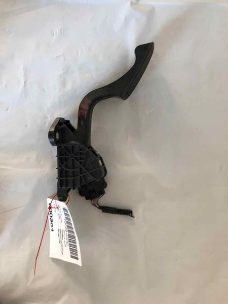 2006 TOYOTA SIENNA Automatic Transmission Brake Gas Pedal Assembly OEM