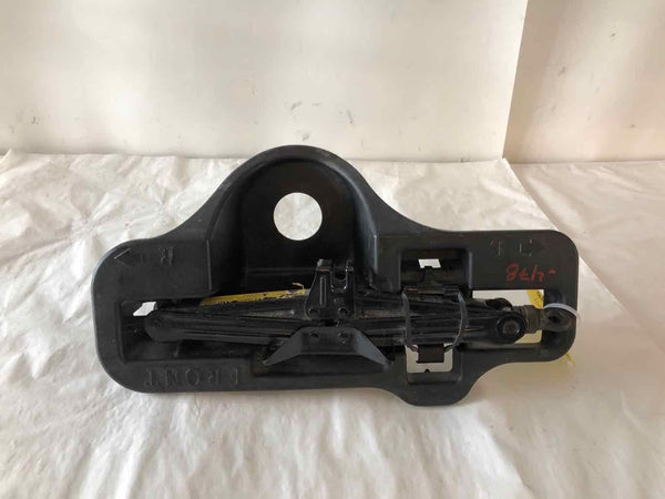 2005 TOYOTA PRIUS Spare Tire Emergency Kit Jack Assembly Lifting Tools OEM