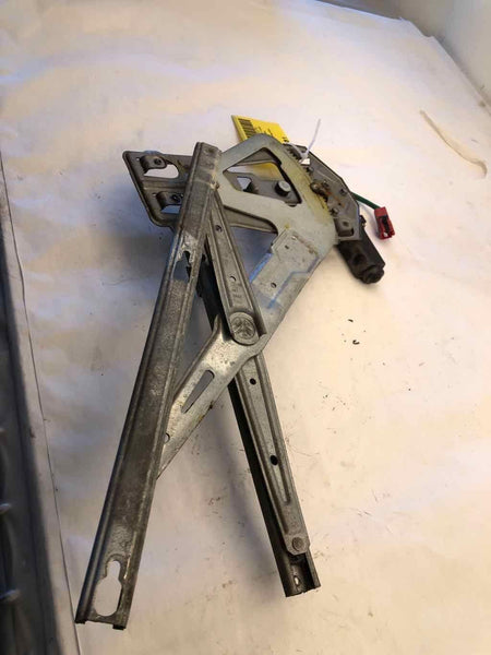 1995 - 1996 CHRYSLER CIRRUS Rear Window Electric Regulator Right Passenger Side