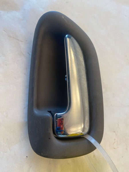 1995 - 1997 CHRYSLER CIRRUS Front Inside Door Handle 4-doors Left Driver Side LH