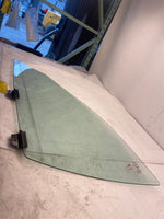 1995 - 2000 CHRYSLER CIRRUS Sedan Front Door Glass Window Right Passenger Side