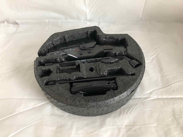 1999 JAGUAR XJ8 Emergency Spare Tire Jack and Tool Assembly with Carrier