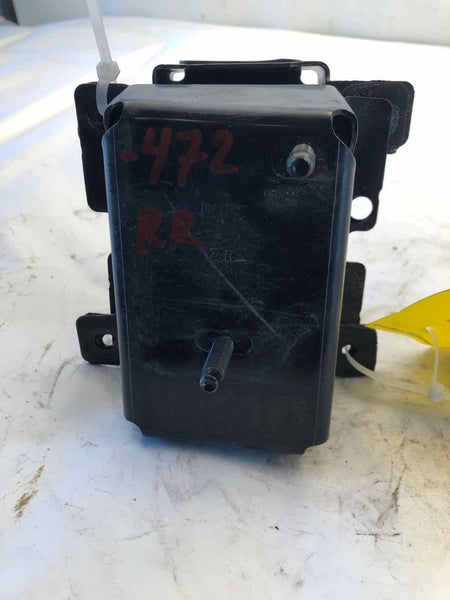 2017 NISSAN SENTRA Sedan Rear Back Bumper Bracket Right Passenger Side RH OEM