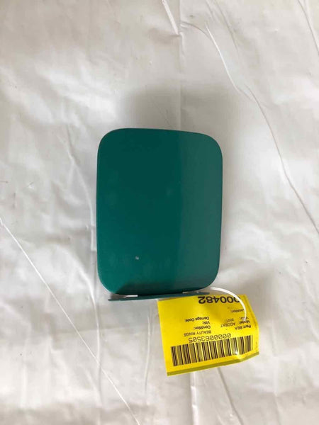 2000 - 2005 HYUNDAI ACCENT Rear Fuel Gas Filler Cap Gas Tank Door Paint Code GG