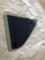 2000 - 2006 HYUNDAI ACCENT Sedan Rear Vent Glass Window Right Passenger Side RH
