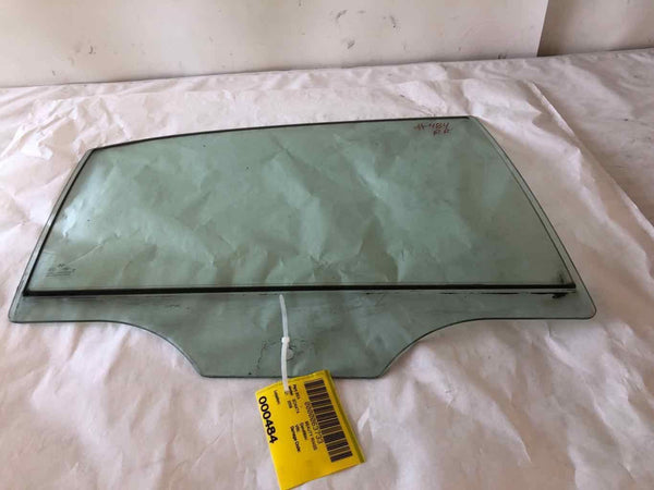 2006 - 2010 HYUNDAI SONATA Sedan Rear Door Glass Window Right Passenger Side RH
