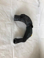 2009 - 2010 HYUNDAI SONATA 4 Cylinder Engine Air Intake Hose Center Intake Duct