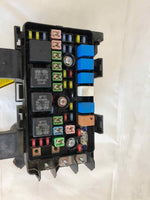 2008 - 2010 HYUNDAI SONATA 2.4L Engine Fuse Box Engine compartment 4 cylinder