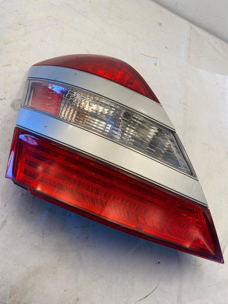 2007 - 2009 MERCEDES BENZ S550 Sedan Tail Light Assembly Left Driver Side LH
