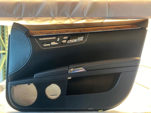 2007 - 2013 MERCEDES BENZ S550 Front Door Trim Panel w/ Power Seat Switch Right