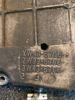 2003 - 2006 LINCOLN LS 3.9L 8 Cylinder Upper Engine Oil Pan (8-239) OEM